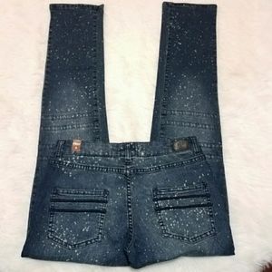 NWT Chor Paint Splatter Jrs Jeans